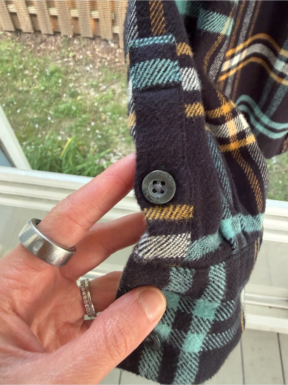Women's Fjord Flannel Shirt - Picture 5 of 7